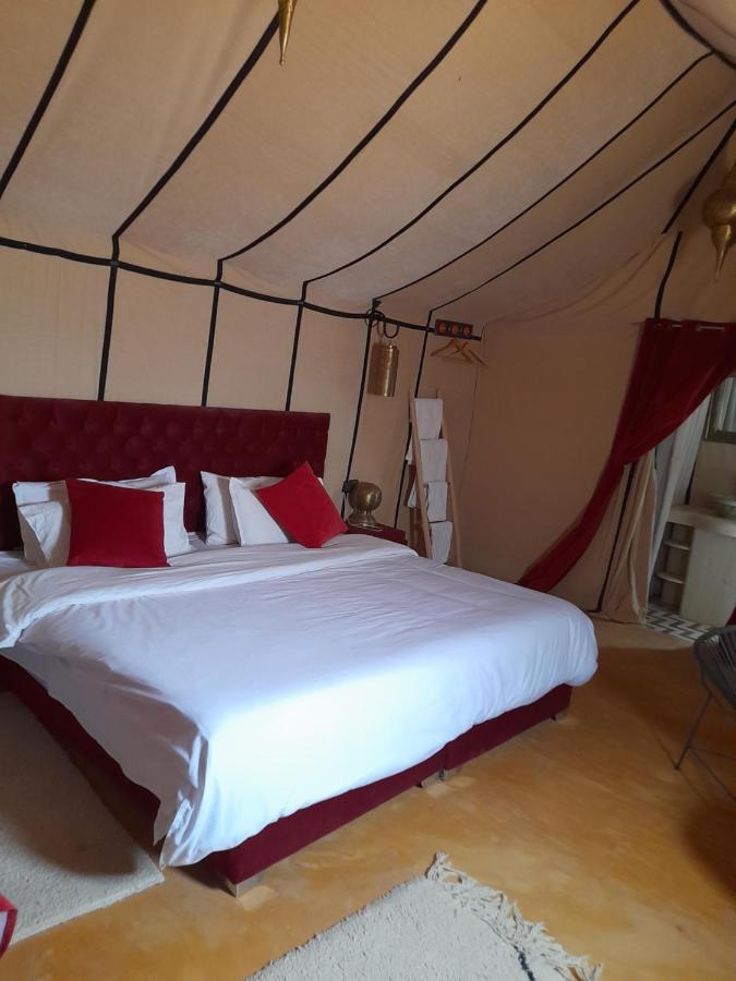 Sahara Stories Camp " Heated Tents" Merzouga Bagian luar foto
