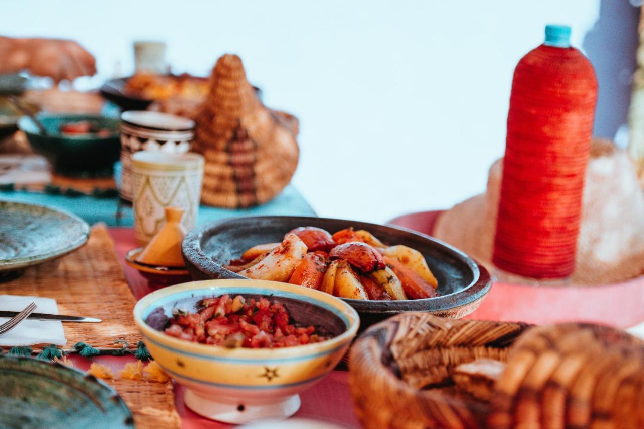 Sahara Stories Camp " Heated Tents" Merzouga Bagian luar foto